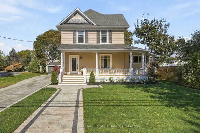 372 Main Street, Prince Edward County