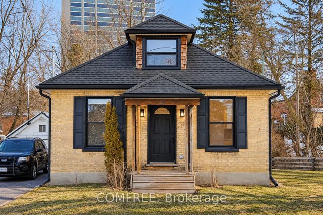 2 Esson Street, Kitchener