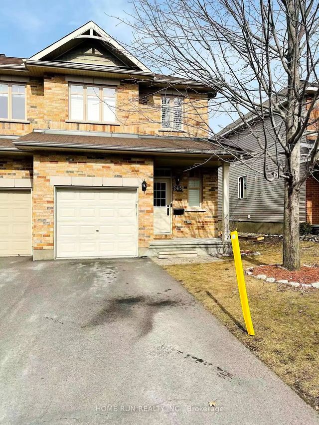 245 Badgeley Circle, Kanata