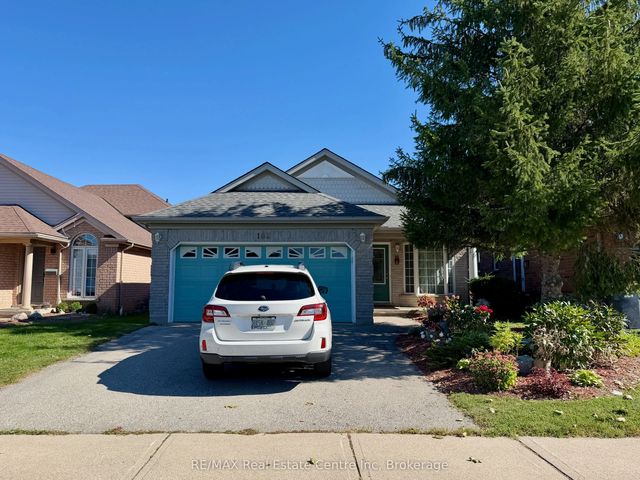 162 Clairfields Drive W, Guelph