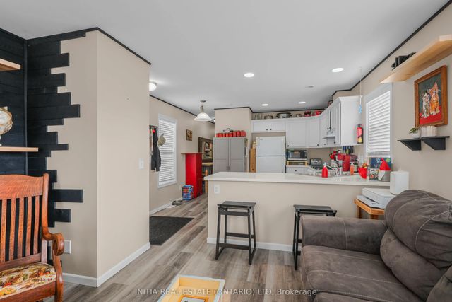 2189 Dundas Street 57, London East