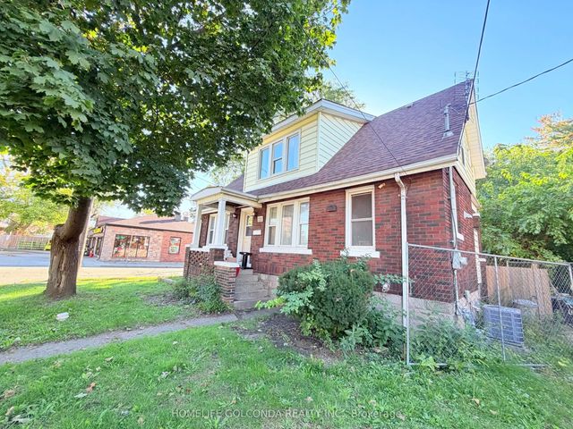 3203 Linwood Place, Windsor