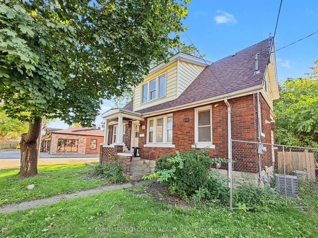 3203 Linwood Place, Windsor
