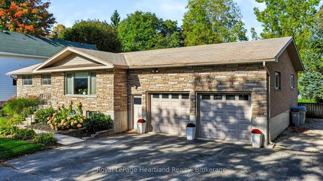 107 Mary Street, Central Huron