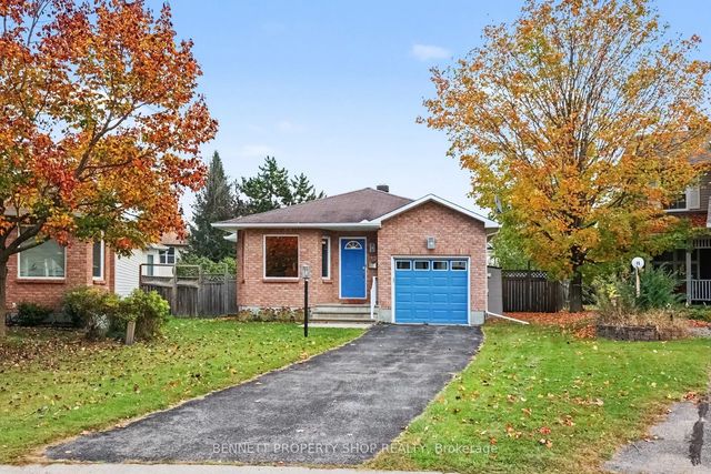 13 Candow Crescent, Stittsville - Munster - Richmond