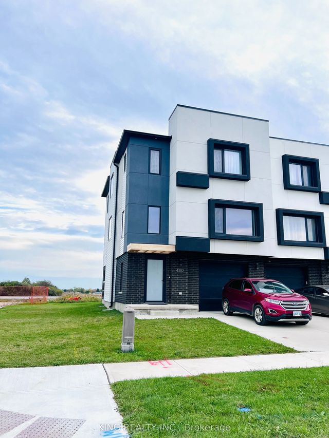 4302 Lismer Lane, London South