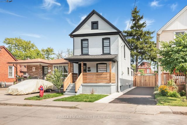250 Rosslyn Avenue N, Hamilton