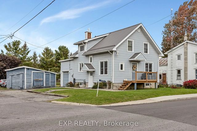 11505 Queen Street, North Dundas