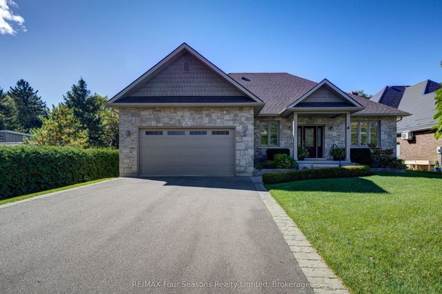 212 Pearson Street, Meaford