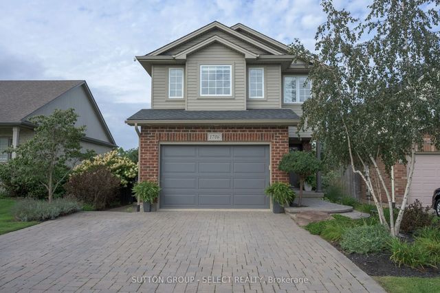 1706 Bayswater Crescent, London North