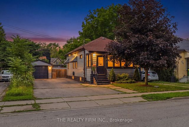 946 Lorne Avenue, London East
