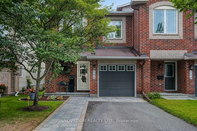 106 Tacom Circle, Barrhaven