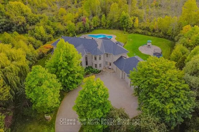5884 Earlscourt Crescent, Manotick - Kars - Rideau Twp and Area