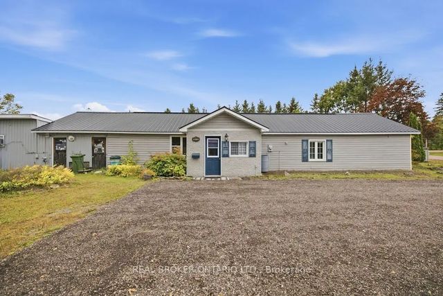 800 Pinegrove Crescent, Petawawa