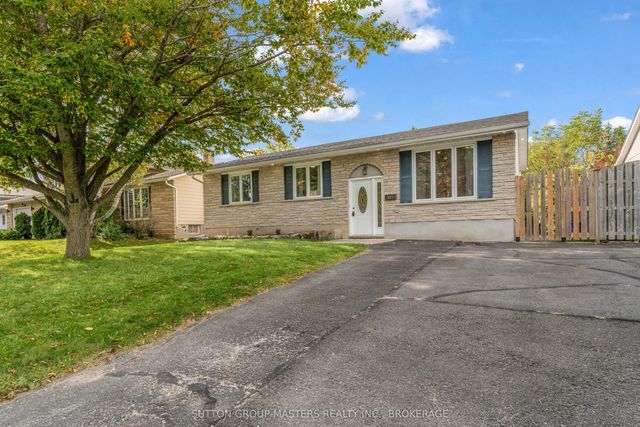 863 Pembridge Crescent, Kingston