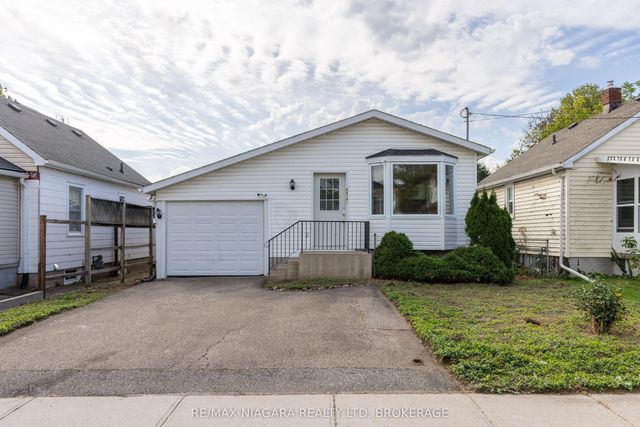 6474 Taylor Street, Niagara Falls