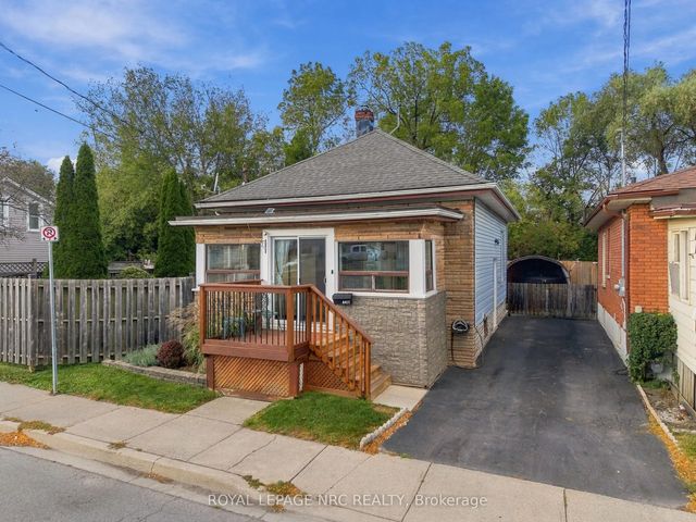 4455 Park Street E, Niagara Falls