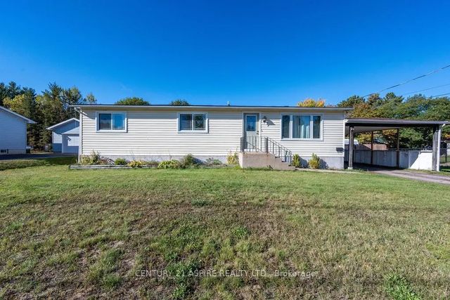 7 William Street, Petawawa