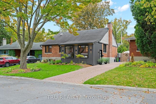 2110 Honeywell Avenue, Carlingwood - Westboro and Area