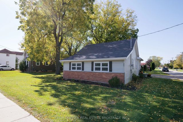 301 Main Street, North Middlesex