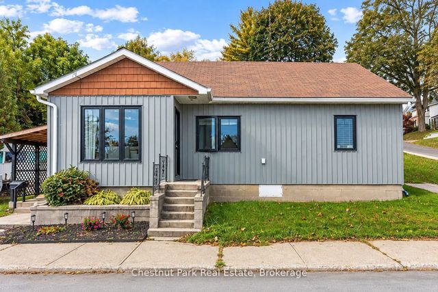2096 3rd Avenue W, Owen Sound