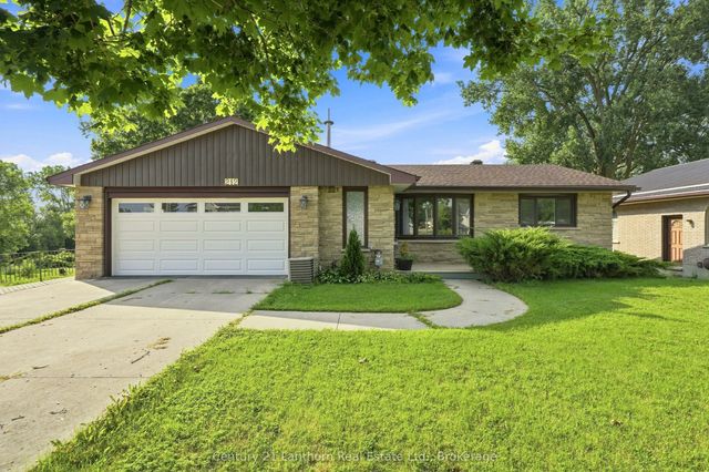 212 Main Street, Deseronto