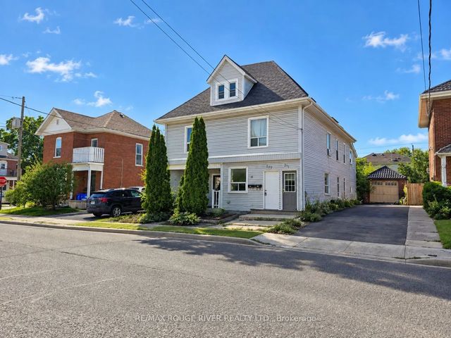 207 Stewart Street, Peterborough
