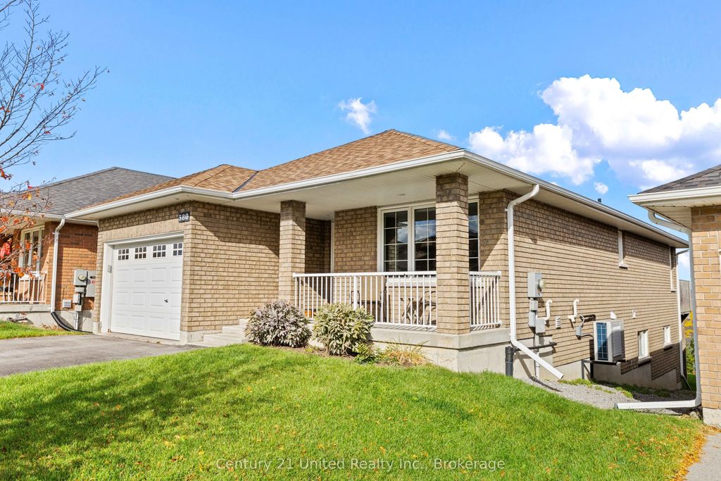 380 Bianco Crescent, Peterborough