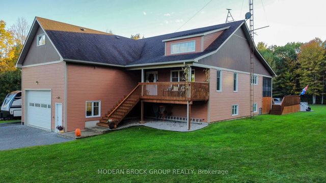 204 County Rd 5 Road, Front of Yonge