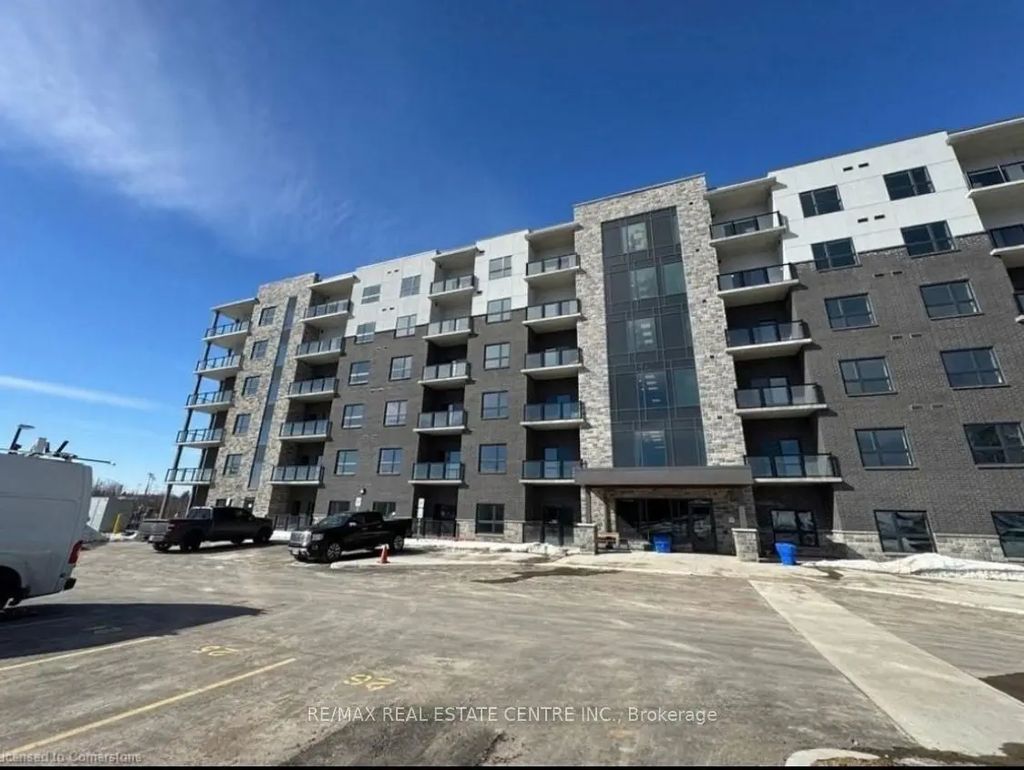 1000 Lackner Place 312, Kitchener