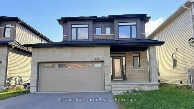 934 Embankment Street, Stittsville - Munster - Richmond