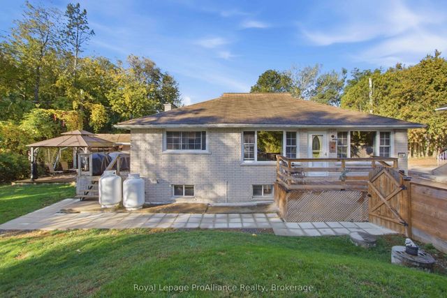 114 Catherine Street, Quinte West