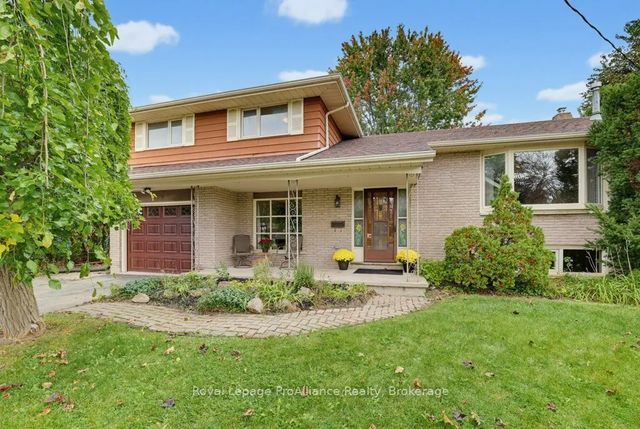 23 Thorncliffe Drive, Belleville