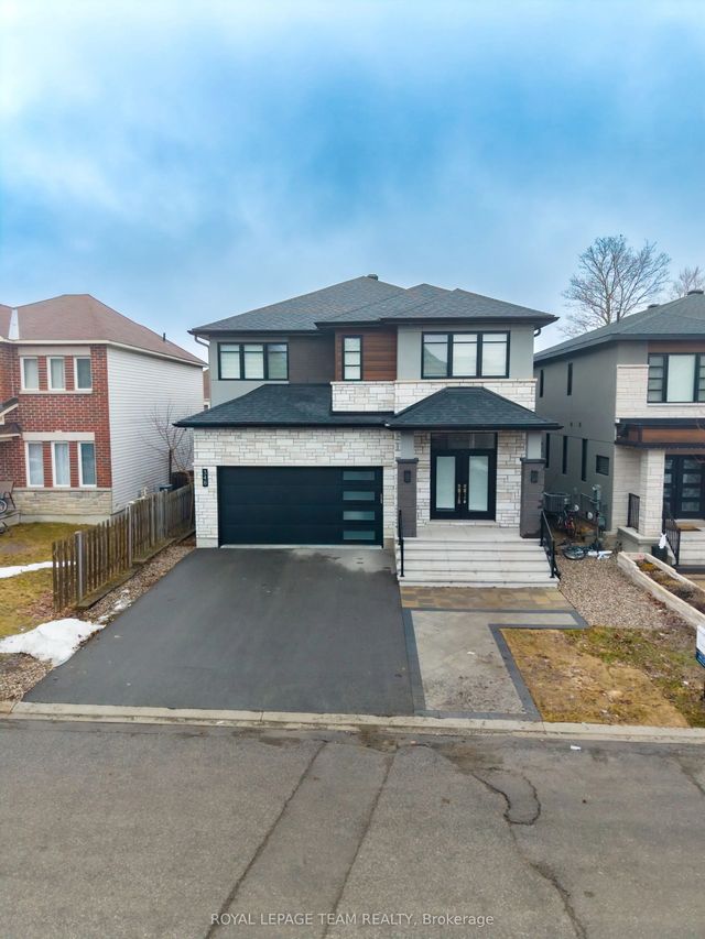348 Abbeydale Circle, Kanata