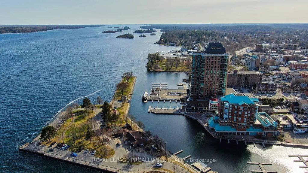 15 St Andrew Street E 1004, Brockville
