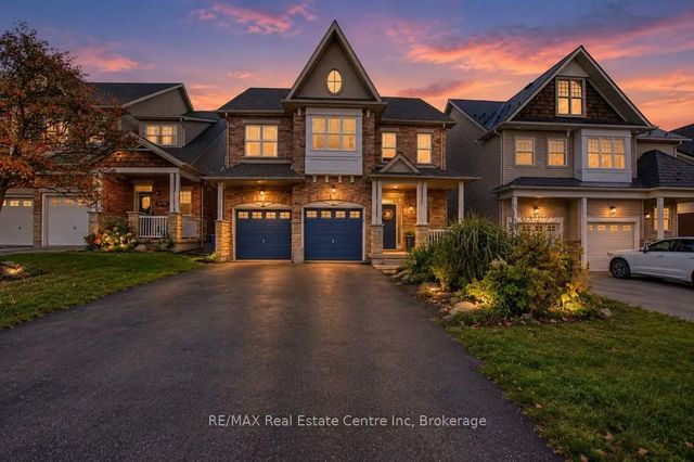 978 Edinburgh Road S, Guelph