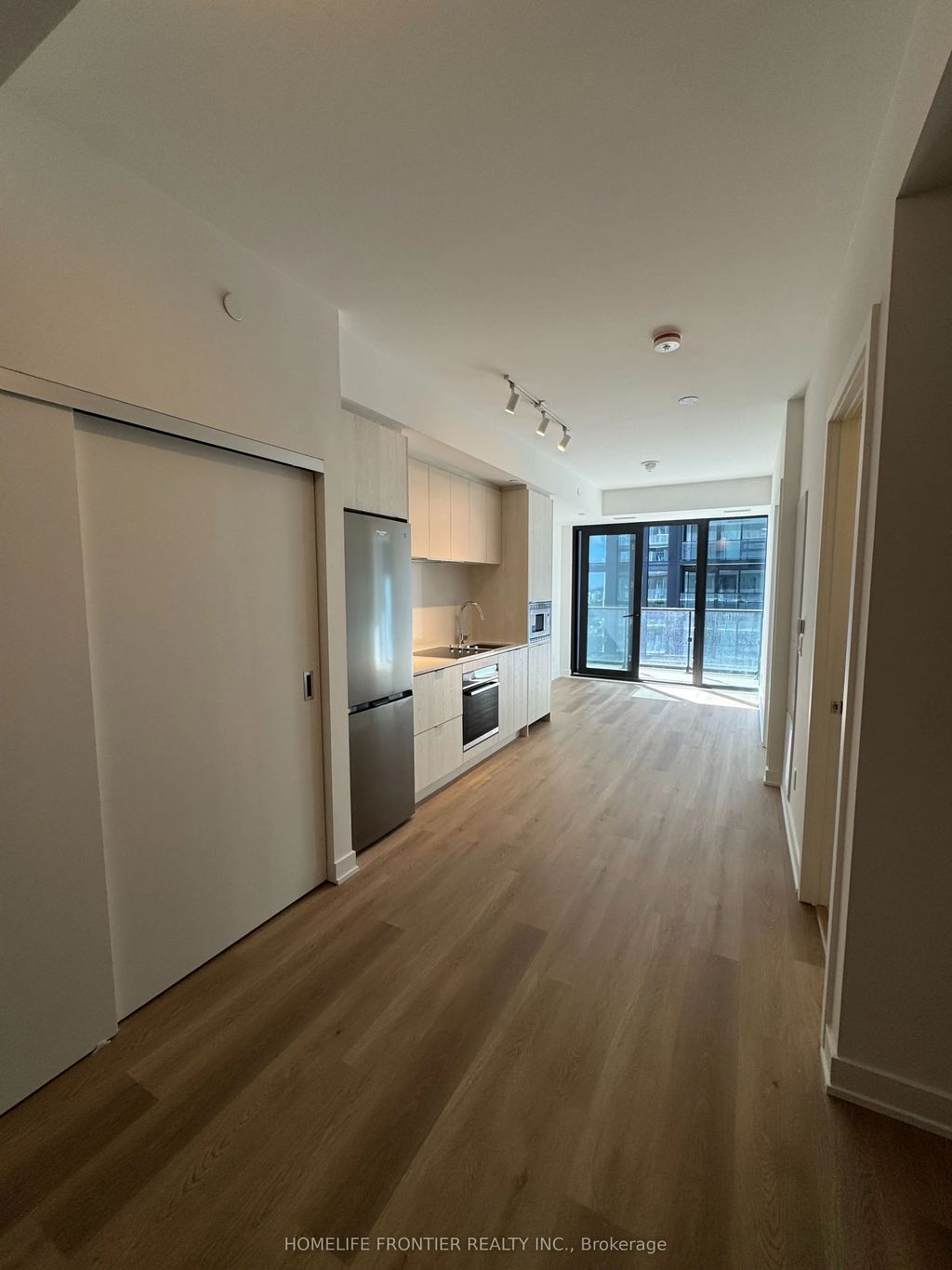 101 John Street 1615, Hamilton