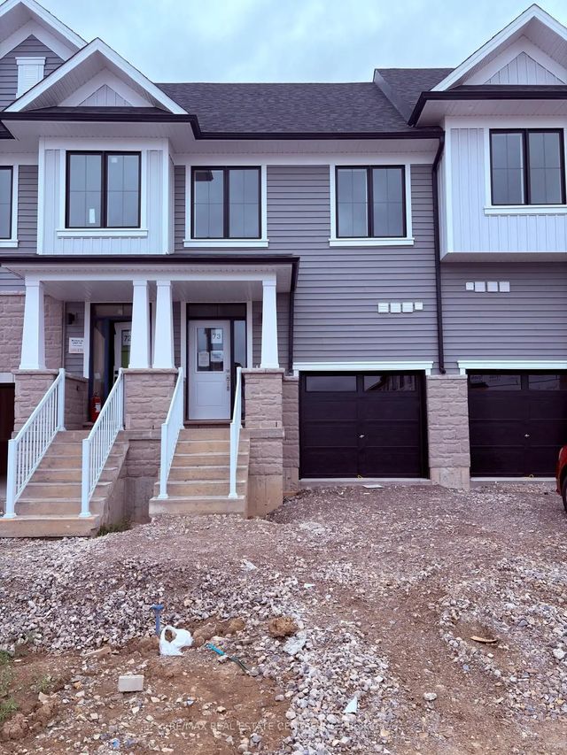 8 Elite Crescent, Haldimand