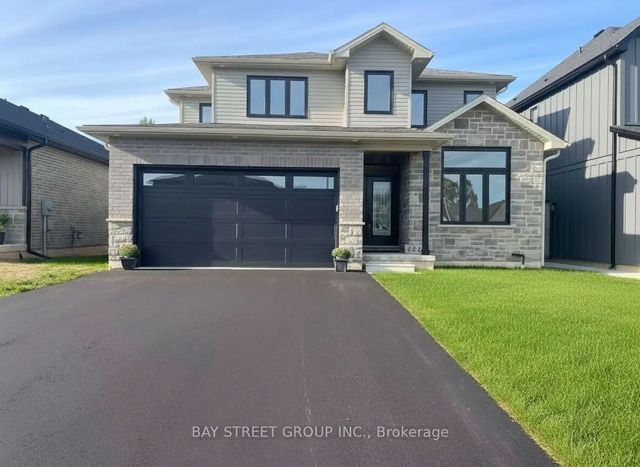 4229 Manson Lane, Lincoln