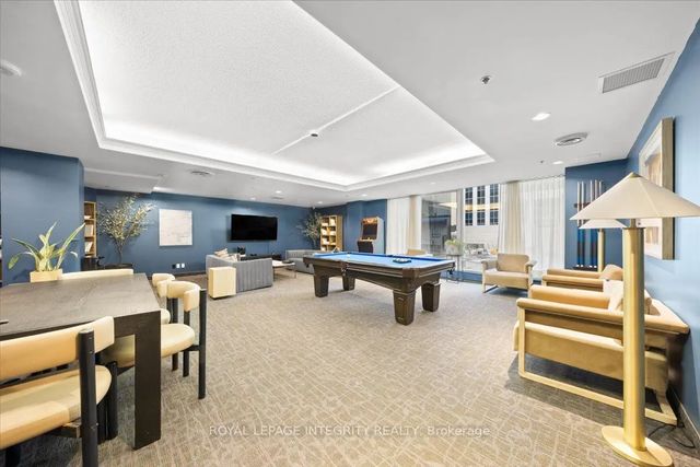 161 Laurier Avenue W 709, Ottawa Centre