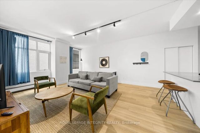 161 Laurier Avenue W 1311, Ottawa Centre
