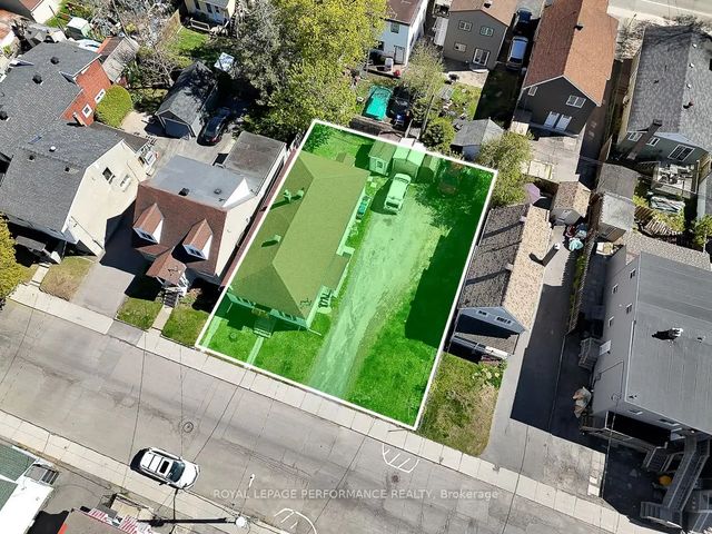 228 Carillon Street, Vanier and Kingsview Park