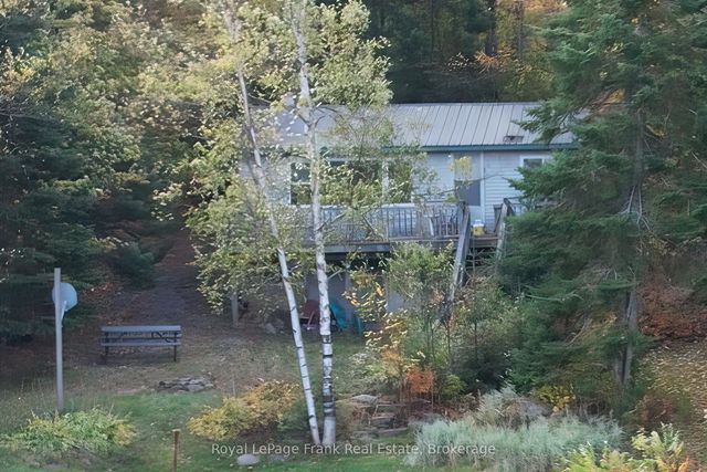 245 West Diamond Lake Road, Hastings Highlands