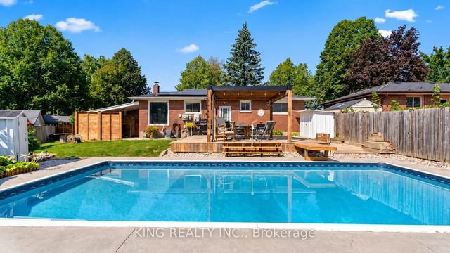 6 Genevive Crescent, London East
