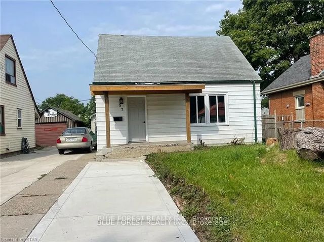 97 Delaware Street, London East