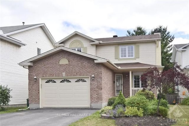 417 Pauline Charron Place, Vanier and Kingsview Park