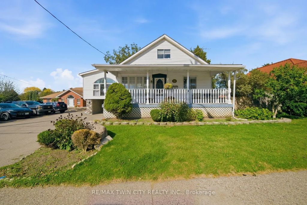986 Colborne Street, Brantford