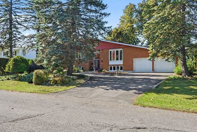 26 Whippoorwill Drive, Beacon Hill North - South and Area