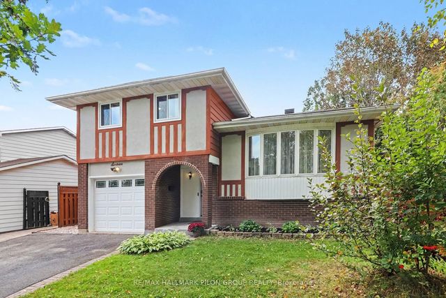 16 Eastpark Drive, Blackburn Hamlet