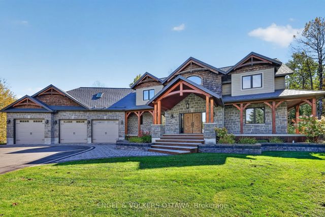 328 Silent Wood Grove, Carp - Huntley Ward